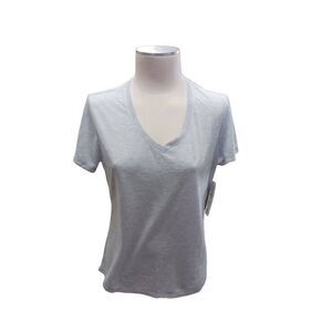 Reebok new with tags vee neck workout tee